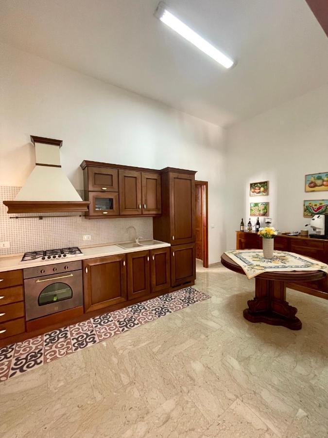 Ferienwohnung Calici Di Marsala - Via Roma 73 Exterior foto